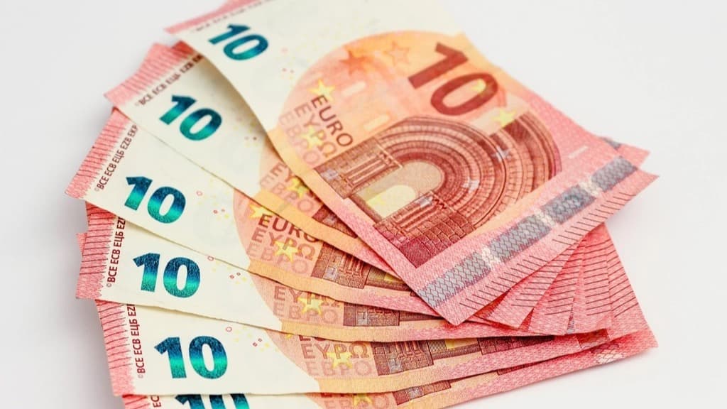 Des billets en euros en éventail