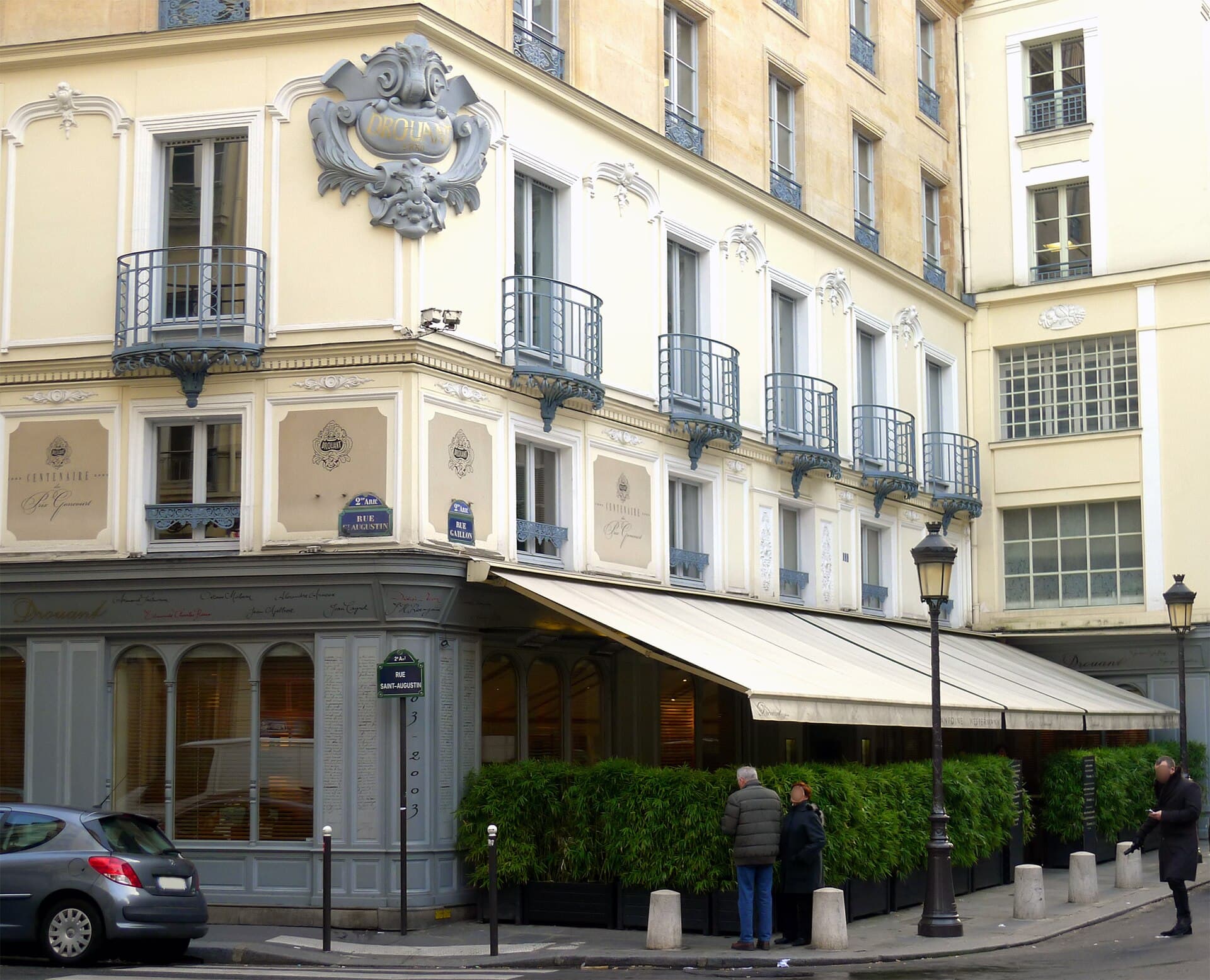La devanture du restaurant Drouant à Paris, où est proclamé le prix Goncourt.